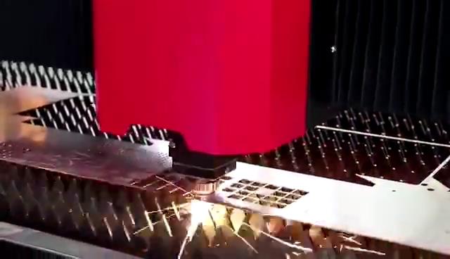 激光切割机,金属激光切割机,激光切管机切割金属管材钢铝铜不锈钢视频